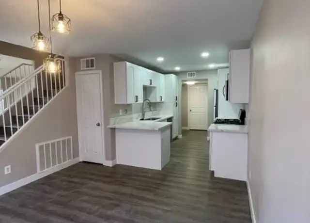 Property at 502 Escoto Pl, Henderson, NV, 89052, 3 beds, 2.5 baths, [object Object]