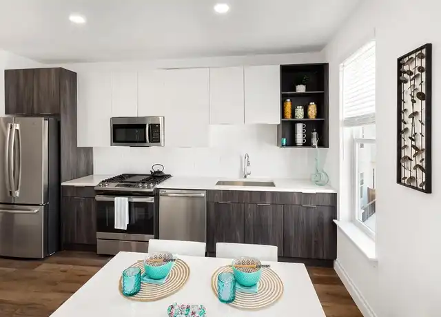 Property at Village Square - 100 Village Sq, Glen Cove, NY, 11542, 1 bed, 1 bath, [object Object]