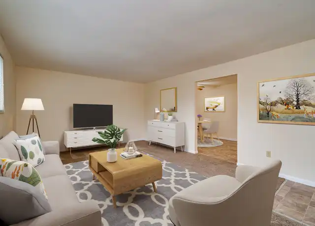 Property at 425 Gilpin Dr Unit 2, Springboro, OH, 45066, 2 beds, 1 bath, [object Object]