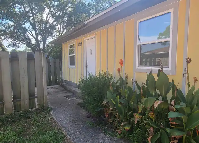 Property at 1365 Toni St Unit B, Pensacola, FL, 32504, 2 beds, 1 bath, [object Object]