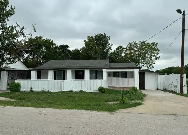 Property at 101 S Lockhart St Unit A, Manor, TX, 78653, 3 beds, 2 baths, [object Object]