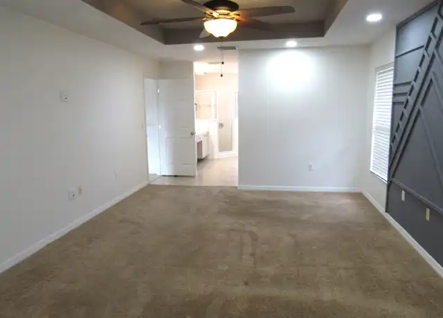 Property at 1875 Creekwater Blvd, Port Orange, FL, 32128, 3 beds, 2 baths, [object Object]