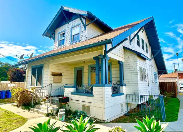 Property at 318 W Carrillo St Unit 318 1/2 Upstairs, Santa Barbara, CA, 93101, 2 beds, 1 bath, [object Object]