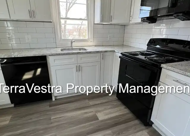 Property at 148 S 2nd St Unit B, Millville, NJ, 08332, 4 beds, 1 bath, [object Object]