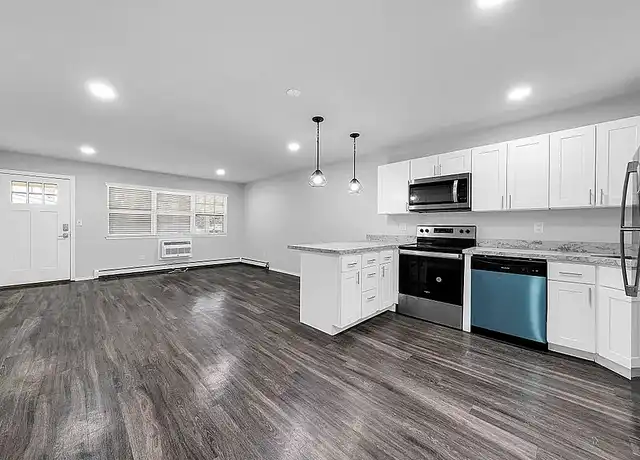 Property at Amity Oaks - 56 Noelle Ct, Amityville, NY, 11701, 2 beds, 1 bath, [object Object]