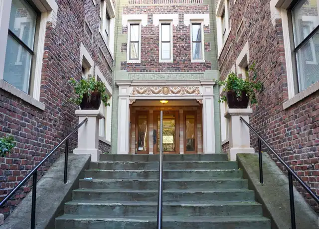Property at 130 NW 19th Ave Unit 202, Portland, OR, 97209, 0 beds, 1 bath, [object Object]