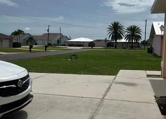 Property at 281 SW 3rd Ter, Cape Coral, FL, 33991, 2 beds, 2 baths, [object Object]