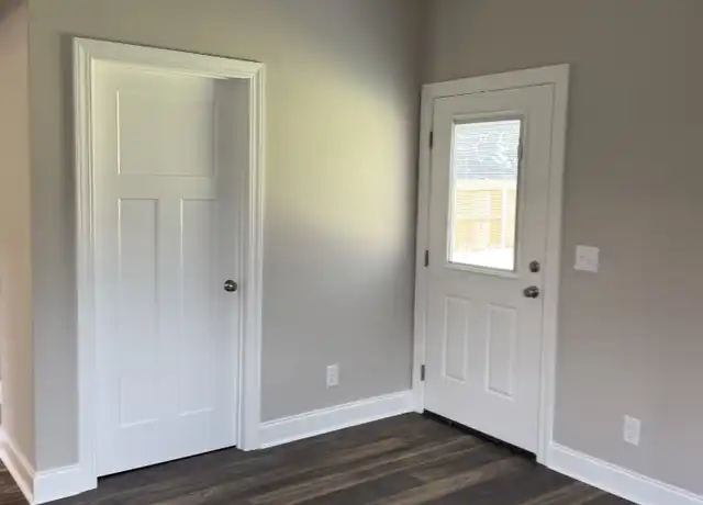 Property at 402 Cleveland Ave, Lebanon, TN, 37087, 3 beds, 2 baths, [object Object]