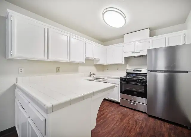 Photo of 660 Peach St, San Luis Obispo, CA 93401