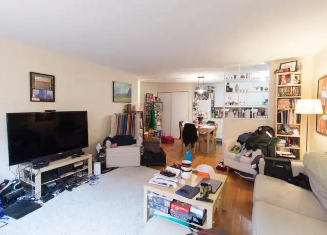 Property at 197 Kent St, Brookline, MA, 02446, 1 bed, 1 bath, [object Object]