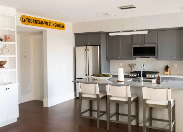 Property at 50 Maplewood Ave #201, Portsmouth, NH, 03801, 2 beds, 2 baths, [object Object]