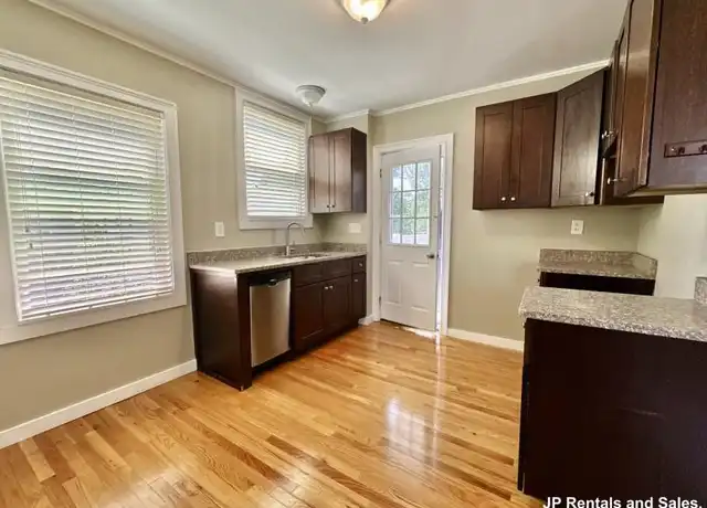 Property at 76 Farquhar St, Roslindale, MA, 02131, 2 beds, 1 bath, [object Object]