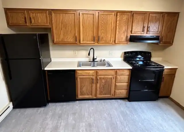 Property at 1595 Hawk Cir Unit D, Troy, OH, 45373, 2 beds, 1.5 baths, [object Object]