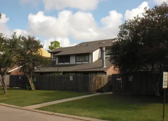 Property at 8224 Governor Dr, Baton Rouge, LA, 70820, 3 beds, 2 baths, [object Object]