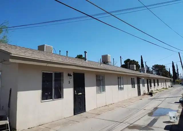 Property at 187 N Awbrey St Unit 2, El Paso, TX, 79905, 3 beds, 1 bath, [object Object]