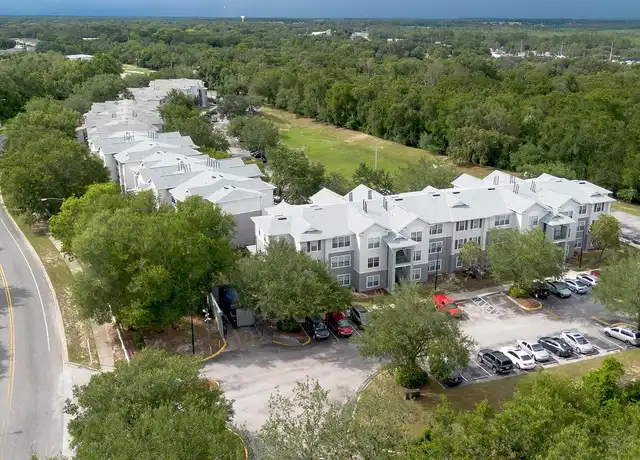 Property at Crossings at Leesburg - 2511 Sennett Dr, Leesburg, FL, 34748, 2-4 beds, 2 baths, [object Object]