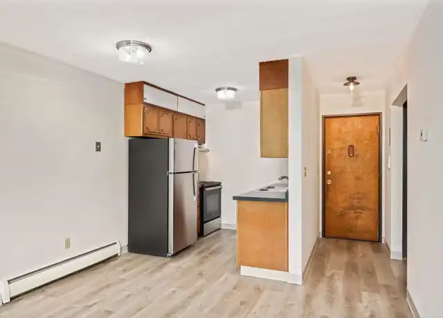 Property at 3135 Dupont Ave S Unit 11, Minneapolis, MN, 55408, 1 bed, 1 bath, [object Object]