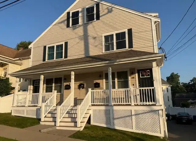 Property at 28 Richardson St #2, Wakefield, MA, 01880, 2 beds, 2.5 baths, [object Object]