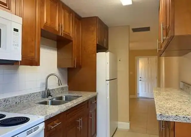 Property at 5200 NW 17th Ct, Lauderhill, FL, 33313, 2 beds, 1 bath, [object Object]