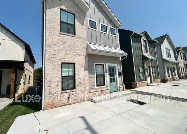 Property at 618 W 2nd St Unit 110, Edmond, OK, 73003, 3 beds, 2.5 baths, [object Object]