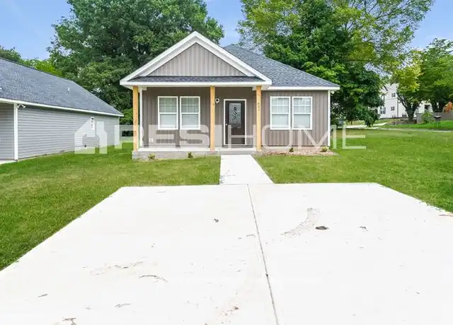 Property at 841 7th St, Statesville, NC, 28677, 3 beds, 2 baths, [object Object]