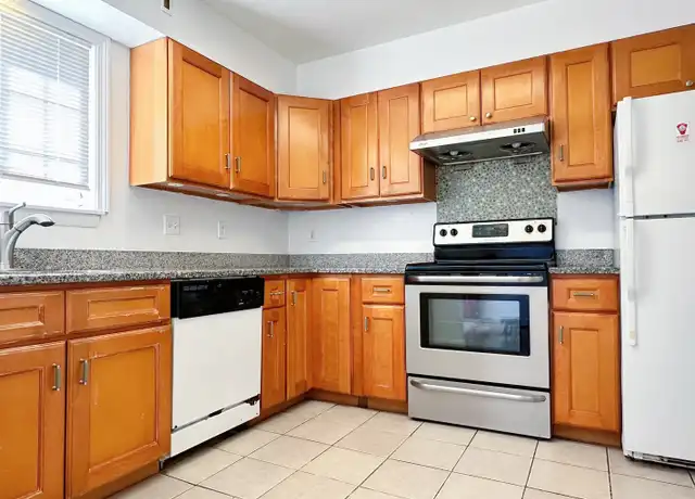 Property at 1679 Litchfield Tpke Apt A, Woodbridge, CT, 06525, 2 beds, 1.5 baths, [object Object]