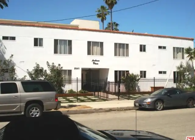 Property at 5641 Halbrent Ave Unit 8, Van Nuys, CA, 91411, 1 bed, 1 bath, [object Object]