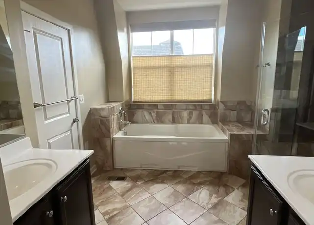 Property at 1431 Trafalgar Ln, Frederick, MD, 21701, 3 beds, 3 baths, [object Object]
