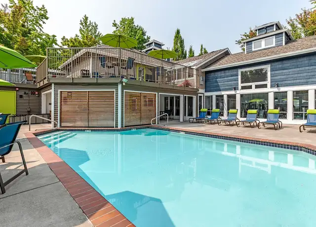 Photo of 2201 SW Holden St, Seattle, WA 98106