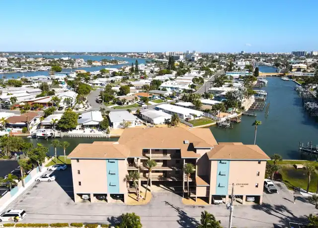 Property at 145 116th Ave Unit 304, Treasure Island, FL, 33706, 2 beds, 2 baths, [object Object]