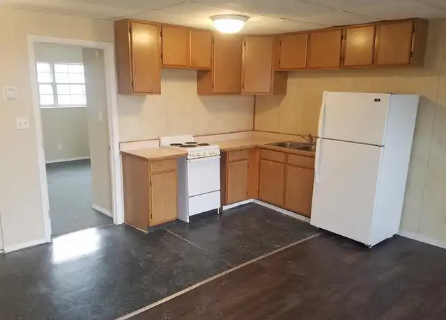 Property at 843 N U.S. 41 #10, Rockville, IN, 47872, 1 bed, 1 bath, [object Object]