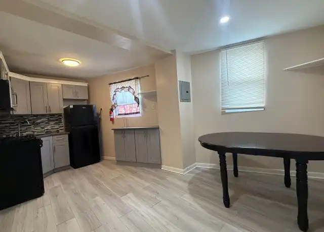Property at 1632 W Passyunk Ave Unit 2F, Philadelphia, PA, 19145, 1 bed, 1 bath, [object Object]