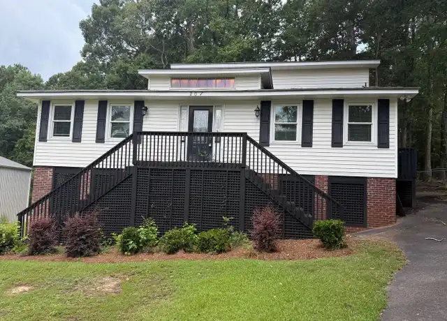 Property at 207 Catawba Trl, Lexington, SC, 29072, 4 beds, 2 baths, [object Object]