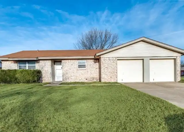 Property at 900 Skelly St, Crowley, TX, 76036, 3 beds, 2 baths, [object Object]