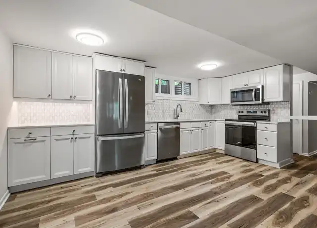 Property at 193 3rd St, Excelsior, MN, 55331, 2 beds, 1 bath, [object Object]