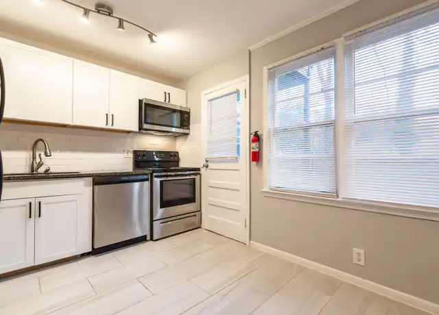 Property at 830 Moreland Ave SE Unit 14, Atlanta, GA, 30316, 2 beds, 1 bath, [object Object]