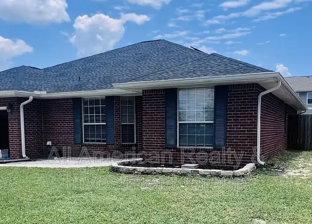 Property at 203 Citadel Ln, Crestview, FL, 32539, 4 beds, 2 baths, [object Object]