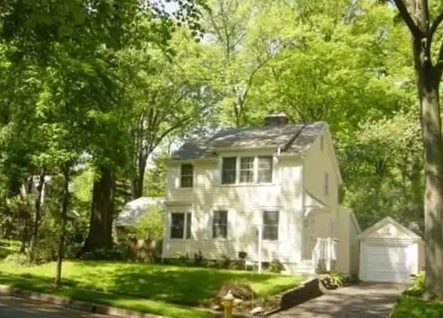Property at 32 Windsor Rd, Great Neck, NY, 11021, 3 beds, 2 baths, [object Object]