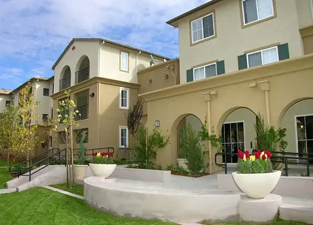 Photo of 1108 Crestfield Dr, San Ramon, CA 94582
