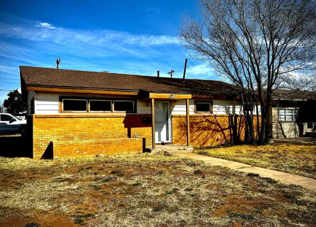 Property at 2420 38th St, Lubbock, TX, 79412, 2 beds, 1 bath, [object Object]