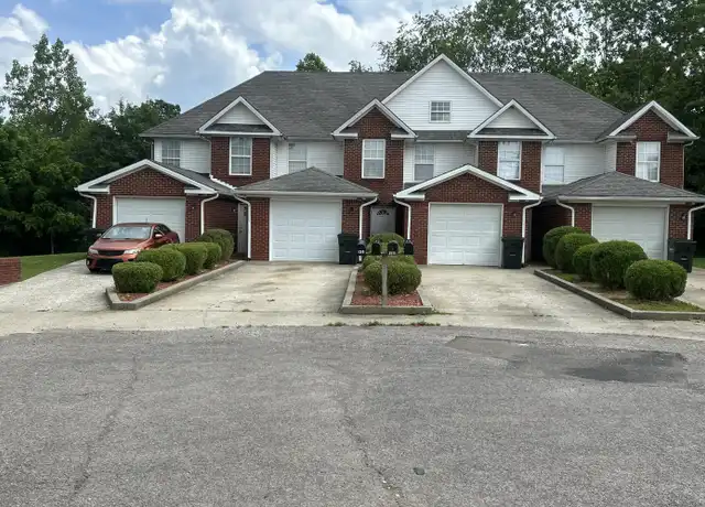 Property at 137 Ash Ct, Radcliff, KY, 40160, 2 beds, 1.5 baths, [object Object]