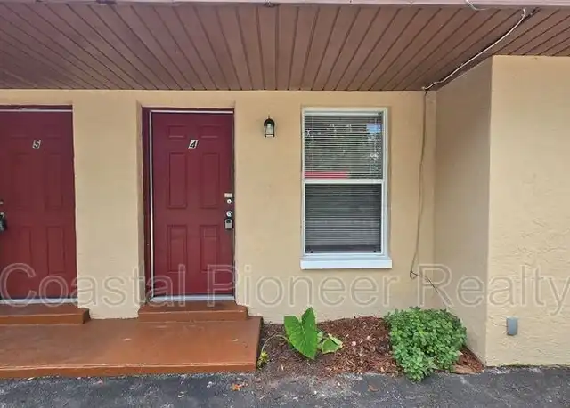 Property at 11727 N 12th St Unit 4, Tampa, FL, 33612, 1 bed, 1 bath, [object Object]
