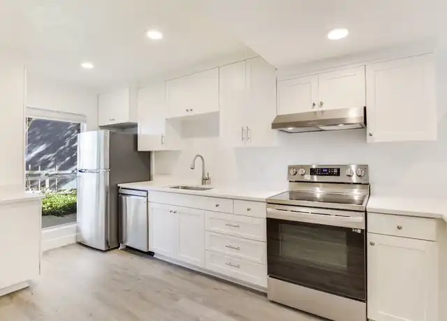 Property at 3816 Southway Dr Unit 104, Austin, TX, 78704, 2 beds, 1.5 baths, [object Object]