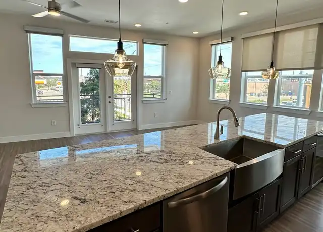 Property at 3003 Summer St Unit 153, Houston, TX, 77007, 2 beds, 2 baths, [object Object]