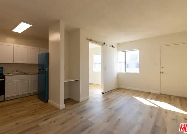Property at 1295 Federal Ave Unit 16, Los Angeles, CA, 90025, 2 beds, 1 bath, [object Object]