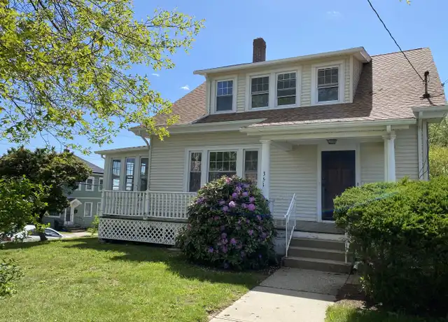 Property at 351 Ocean Ave, New London, CT, 06320, 4 beds, 2 baths, [object Object]