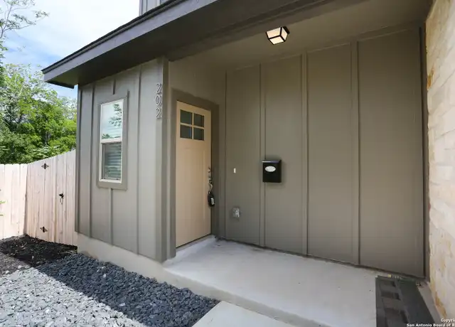 Property at 810 S Walters #202, San Antonio, TX, 78203, 2 beds, 2.5 baths, [object Object]
