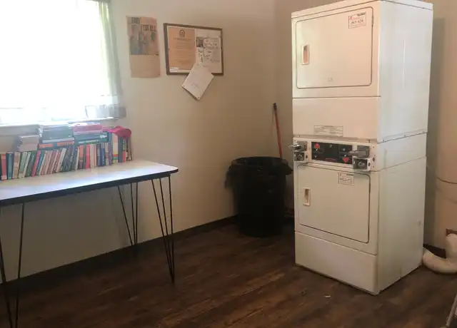 Property at 709 Witt St Unit 101, Wolfe City, TX, 75496, 1 bed, 1 bath, [object Object]
