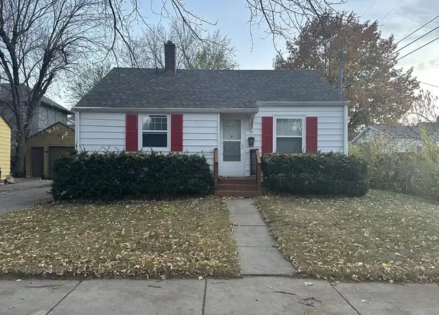 Property at 1009 W 7th St, Sioux Falls, SD, 57104, 2 beds, 1.5 baths, [object Object]