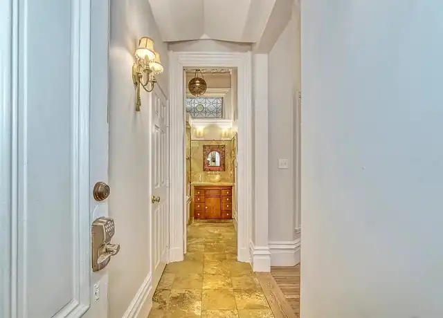 Property at 654 Tremont St, Boston, MA, 02118, 1 bed, 1 bath, [object Object]